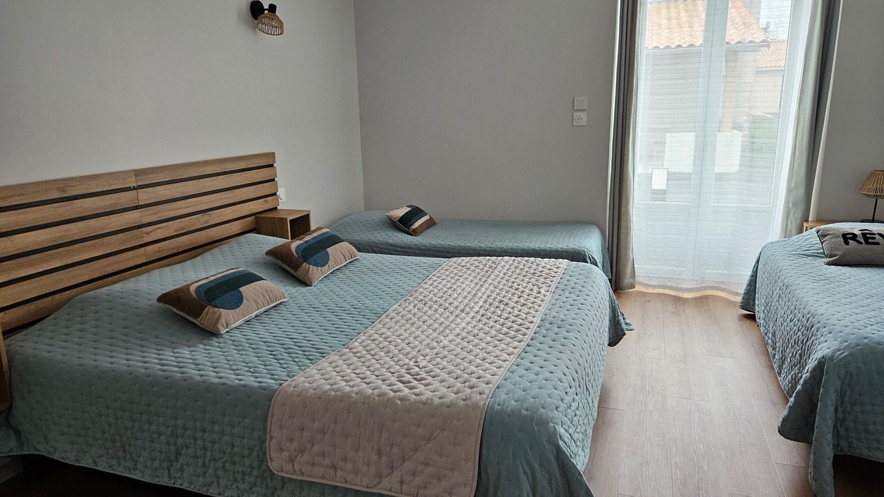 Photo of Bedroom in Neuville-de-Poitou