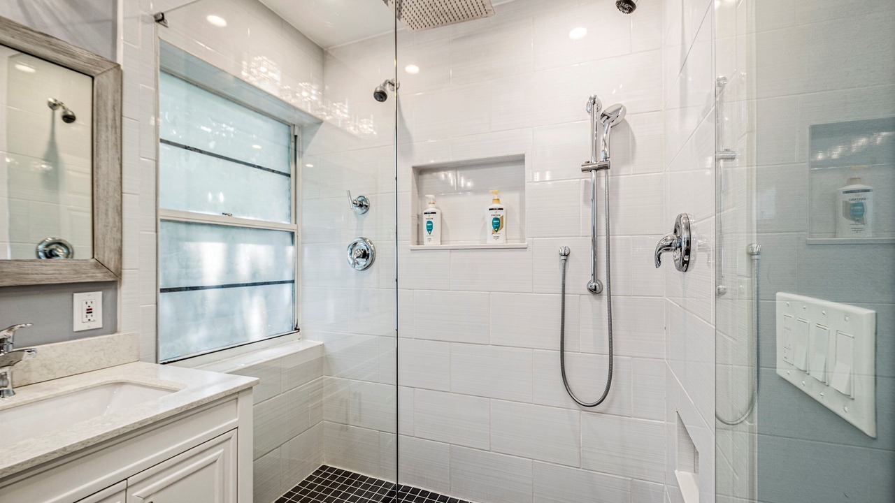 Photo of Bathroom in Summerplace