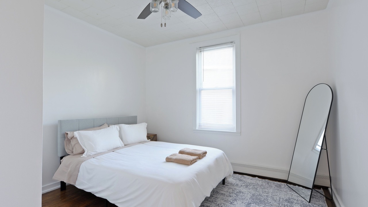 Photo of Bedroom in Little Ferry
