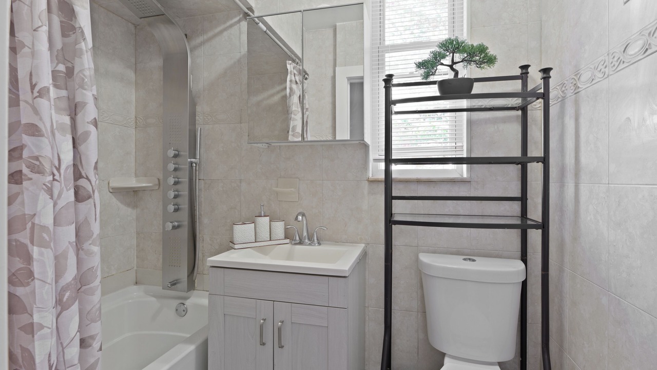 Photo of Bathroom in Little Ferry