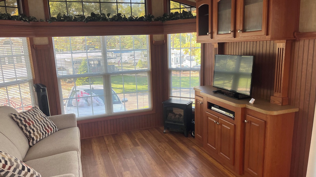 Photo of Livingroom in Alanson