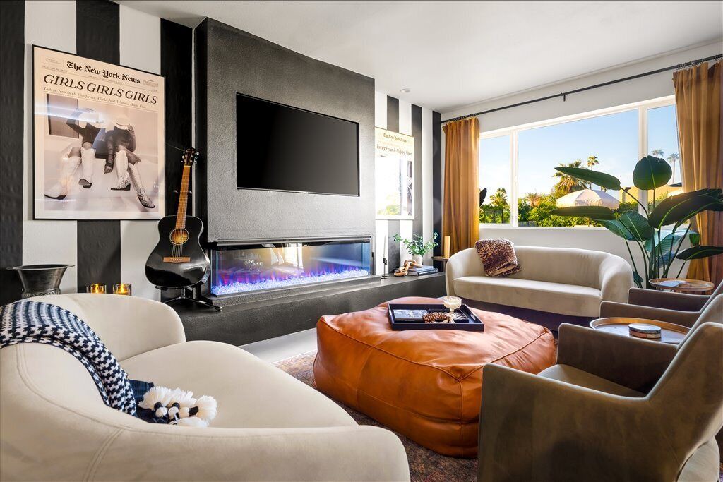 Photo of Livingroom in South Scottsdale