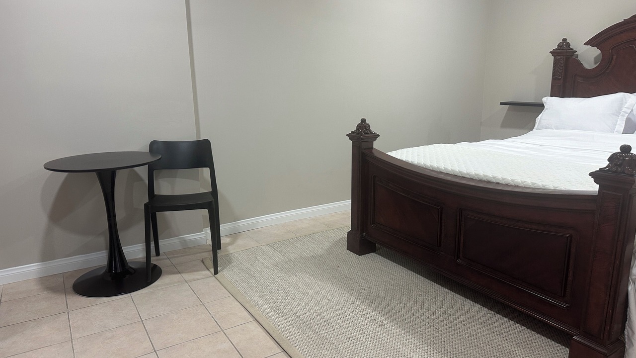 Photo of Bedroom in Northridge