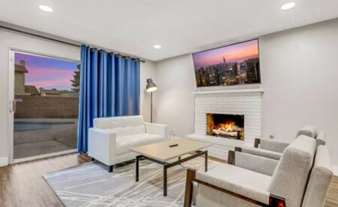 Photo of Livingroom in Chinatown