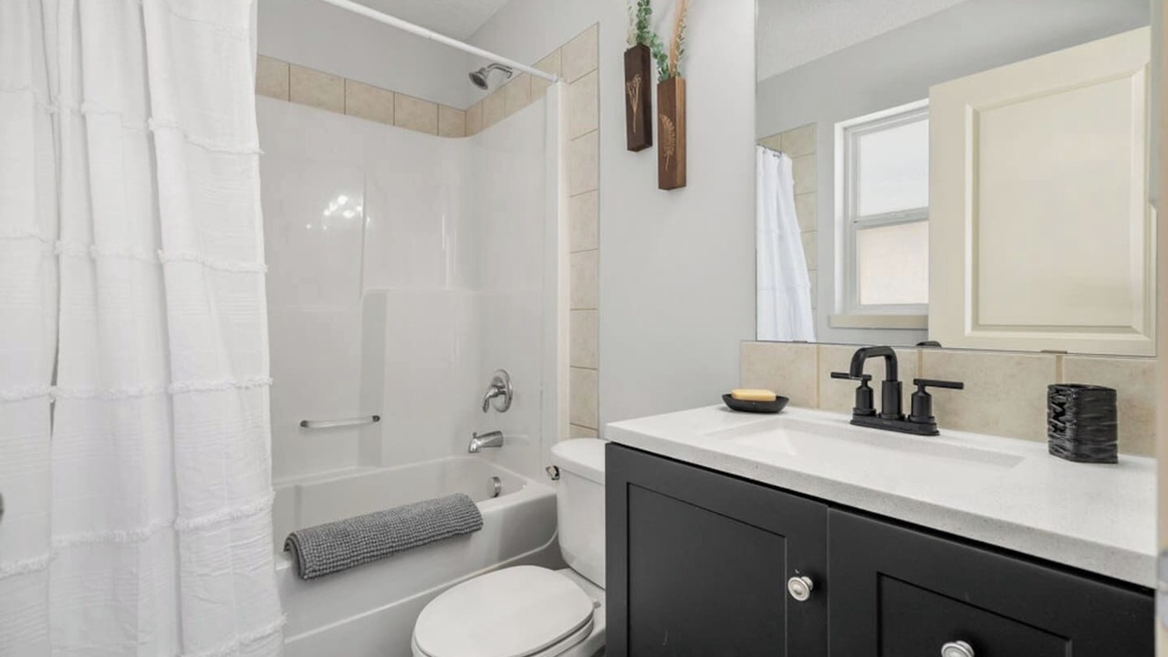 Photo of Bathroom in Silverado