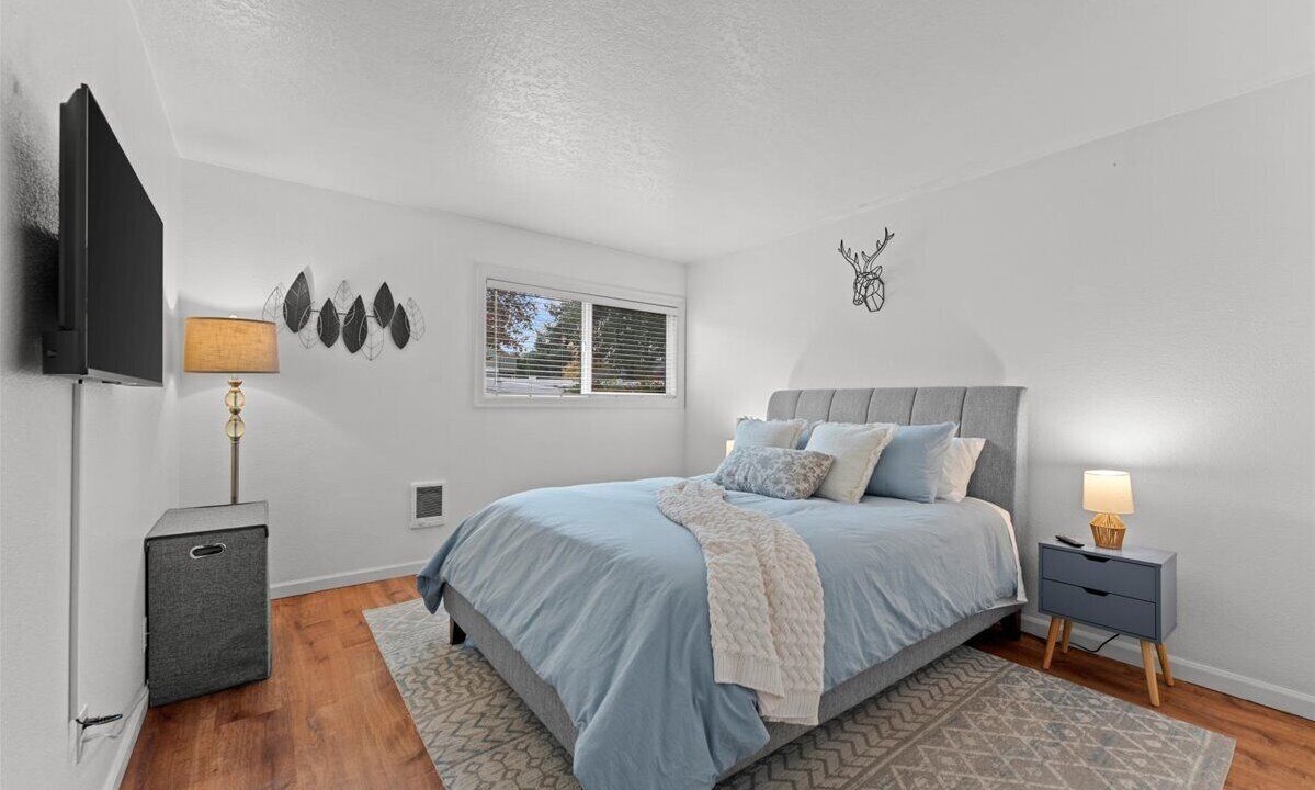 Photo of Bedroom in Cedar Mill