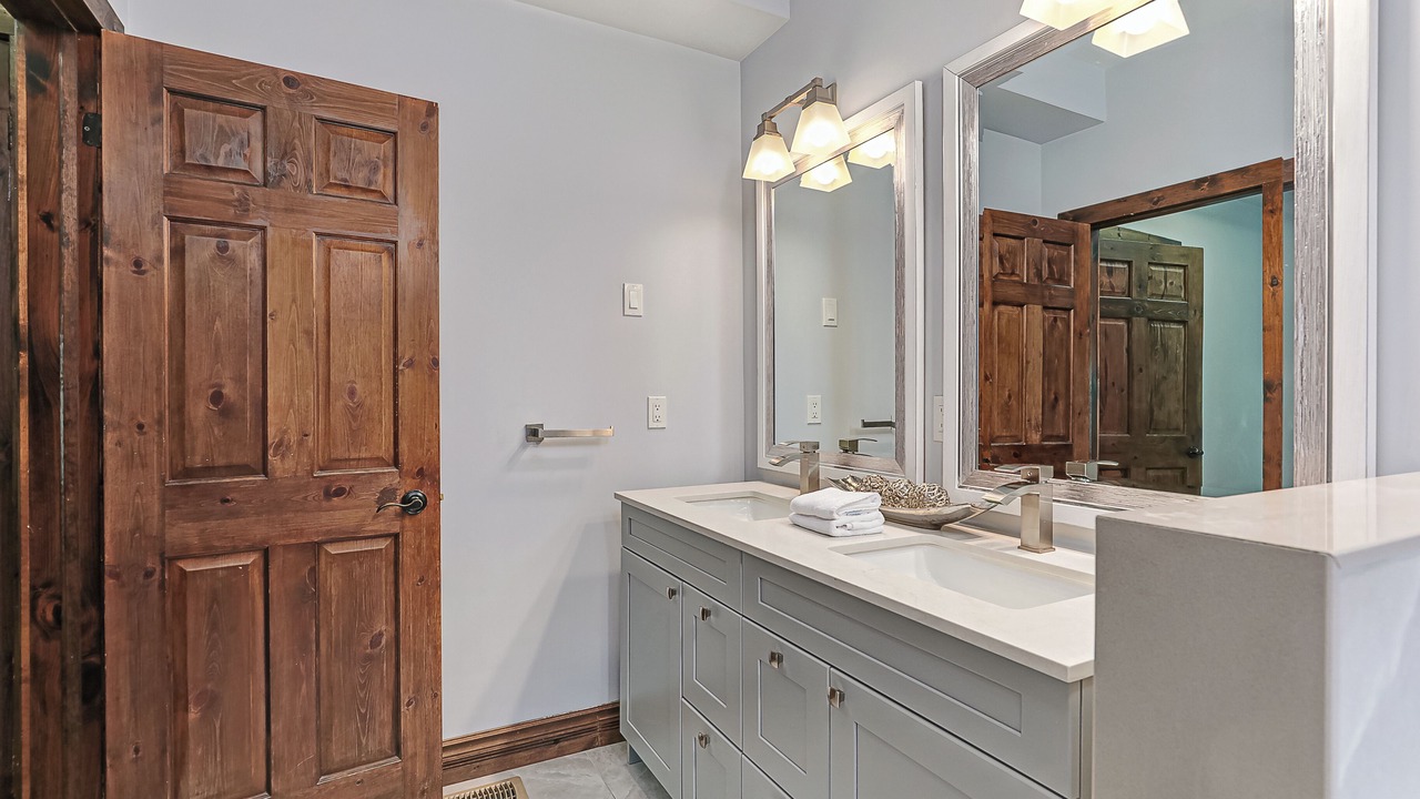 Photo of Bathroom in The Blue Mountains