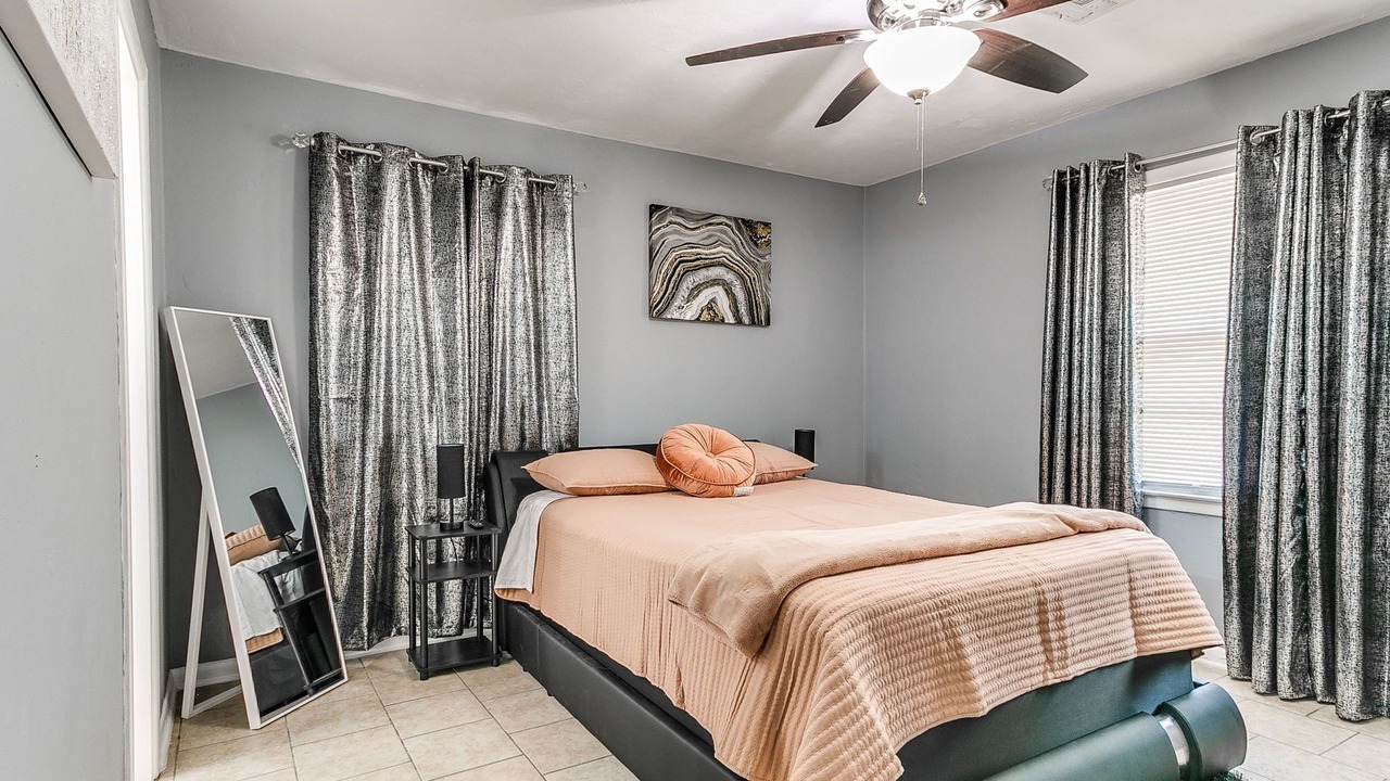 Photo of Bedroom in Central Oklahoma City