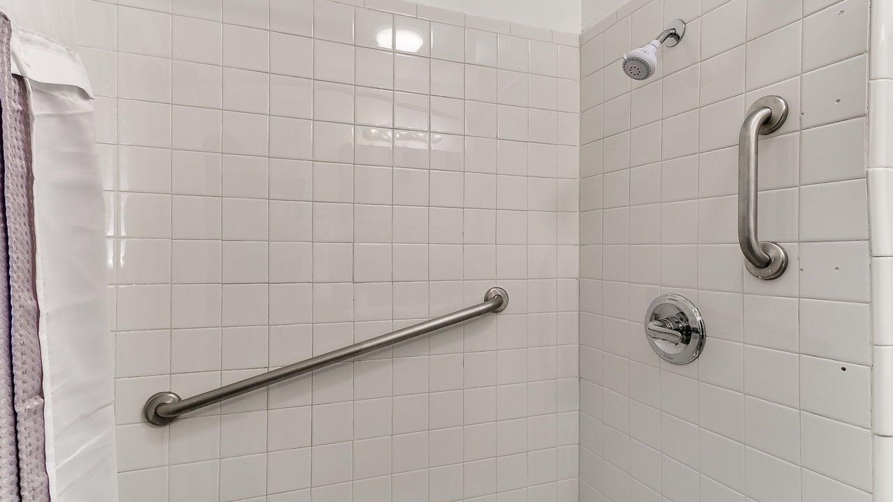 Photo of Bathroom in Central Oklahoma City