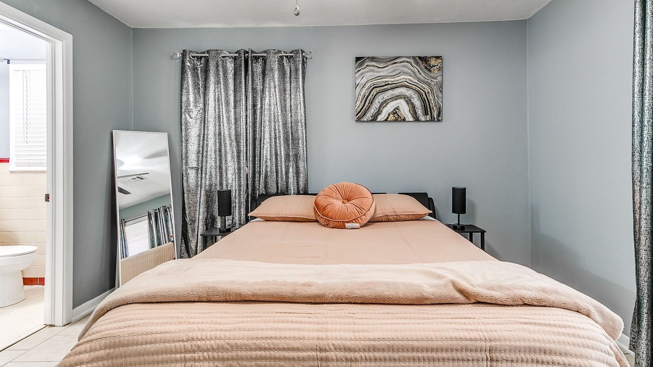 Photo of Bedroom in Central Oklahoma City