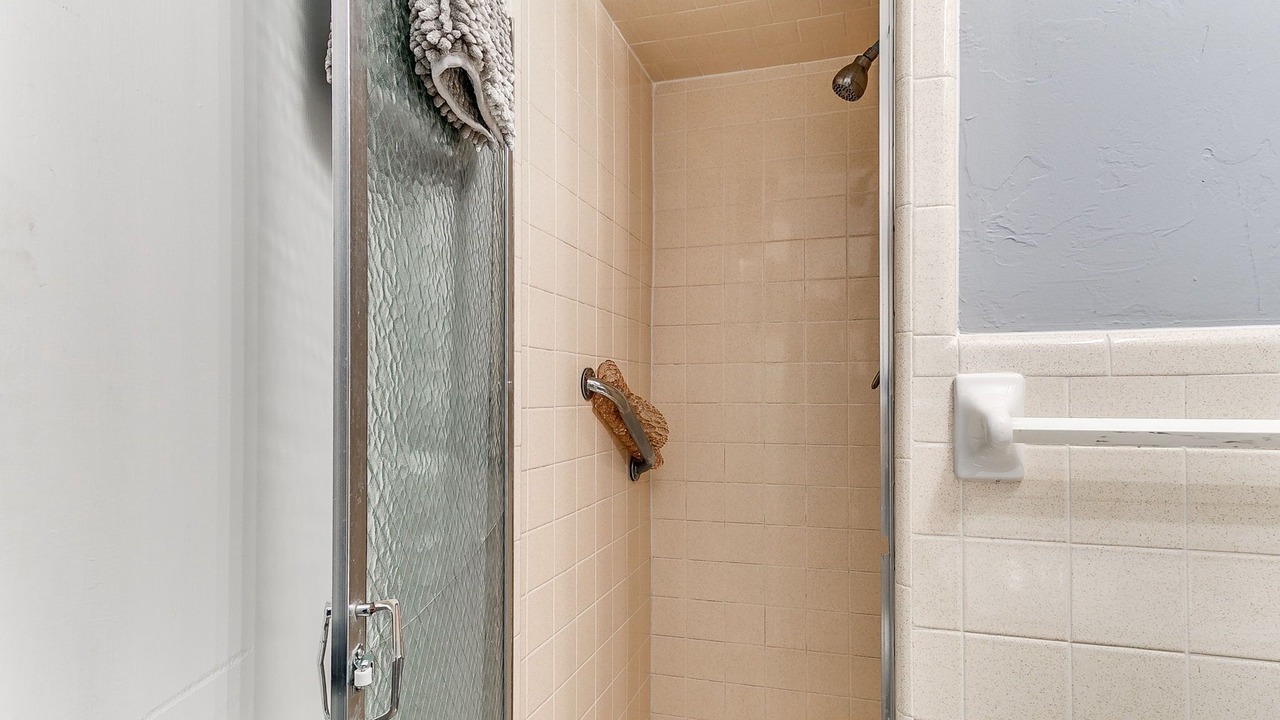 Photo of Bathroom in Central Oklahoma City
