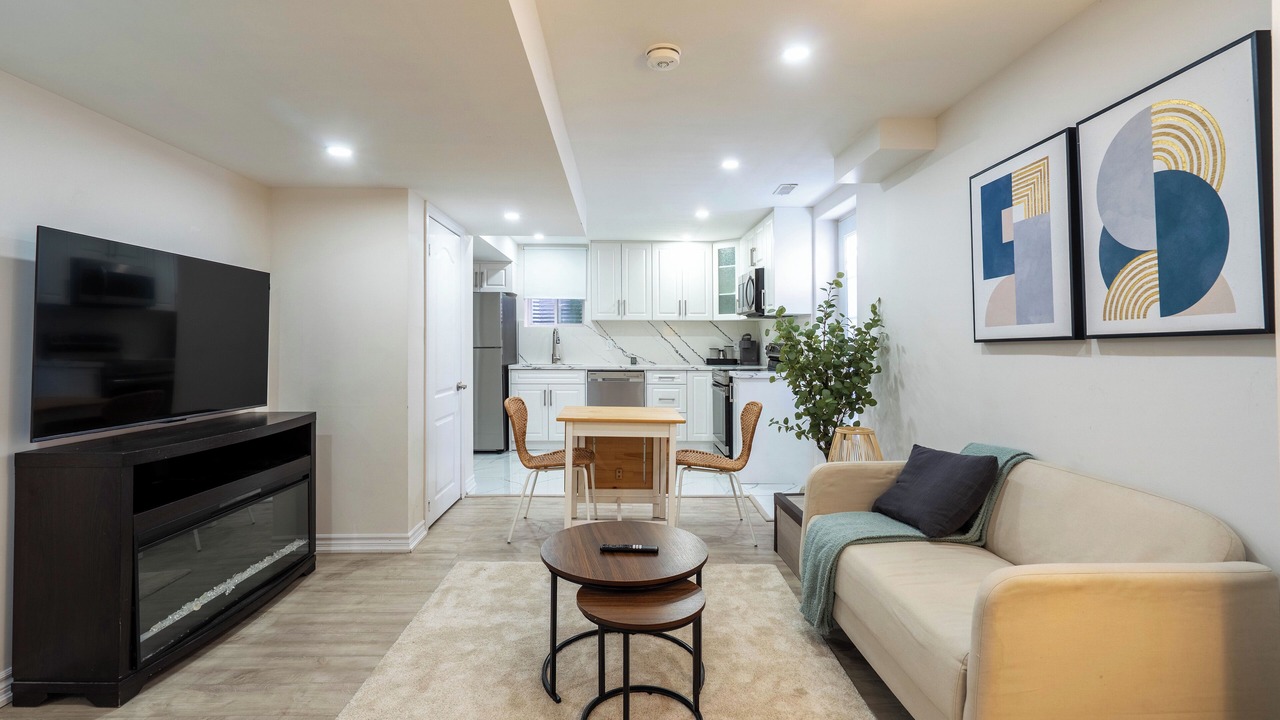 Photo of Livingroom in Milton