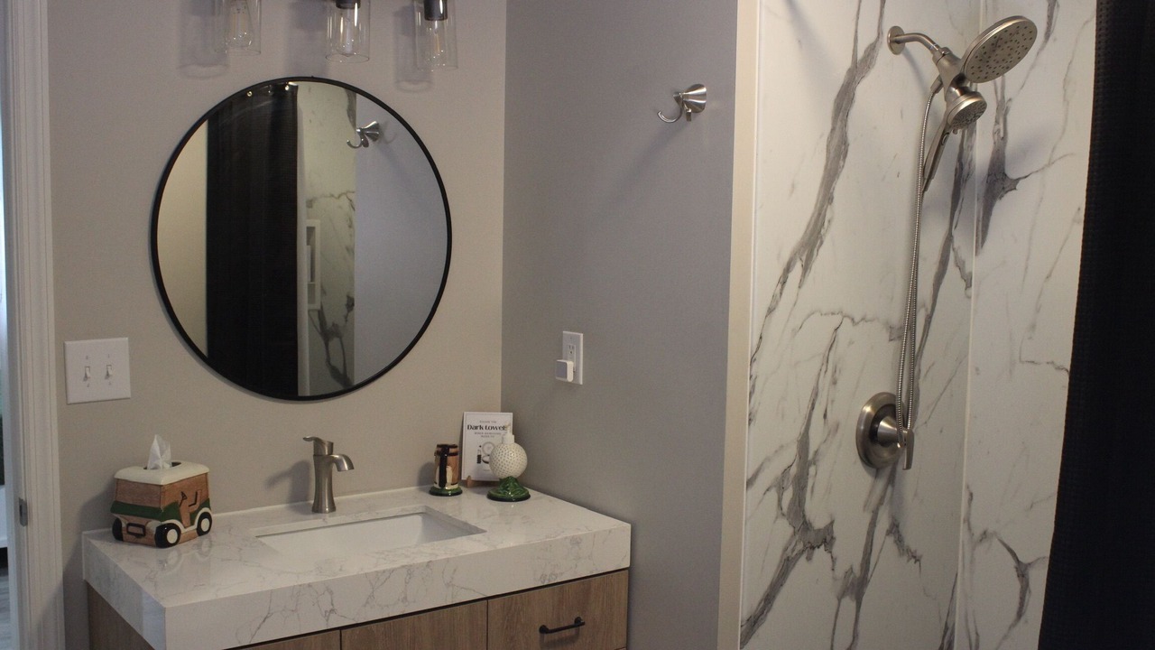 Photo of Bathroom in Shanor-Northvue