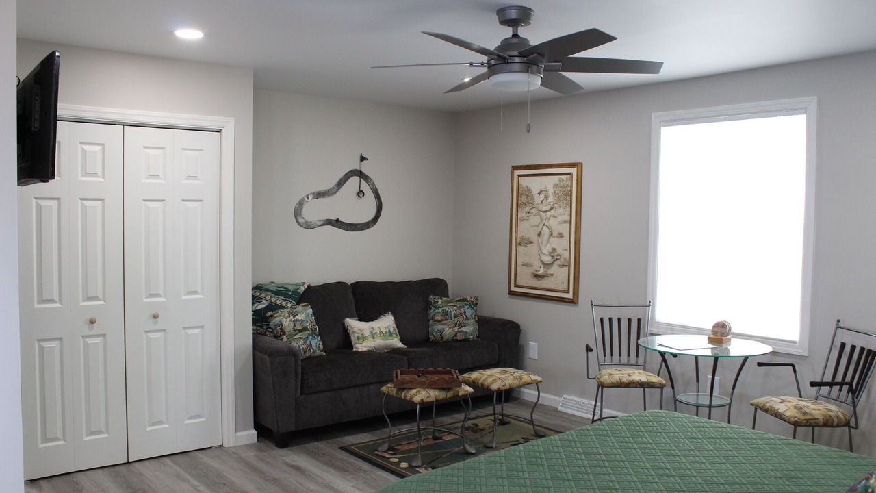 Photo of Bedroom in Shanor-Northvue