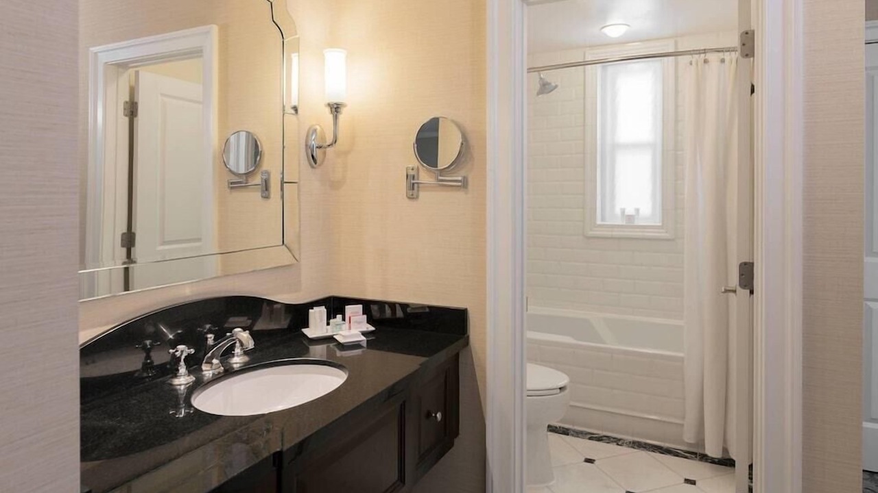 Photo of Bathroom in Country Club Plaza Area
