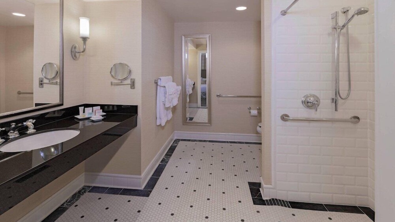Photo of Bathroom in Country Club Plaza Area