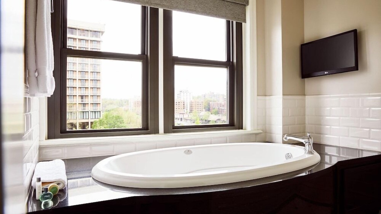 Photo of Bedroom in Country Club Plaza Area