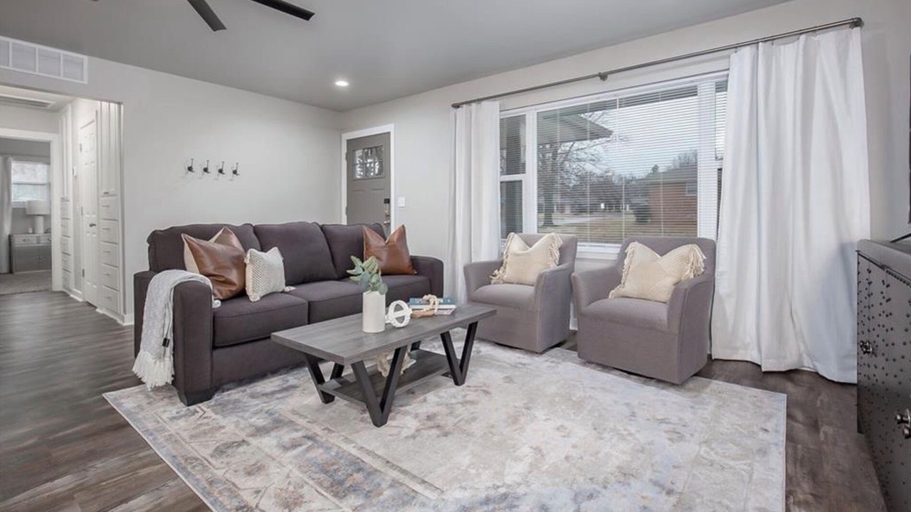 Photo of Livingroom in Central Oklahoma City