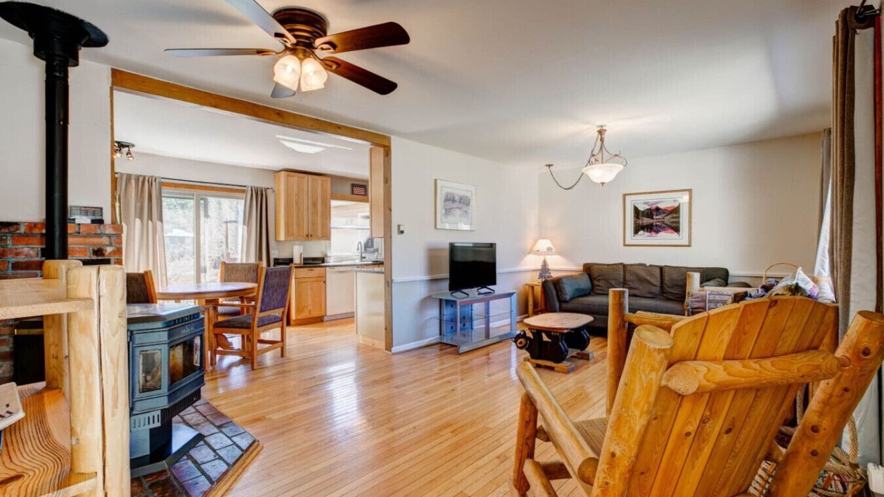 Photo of Livingroom in Carriage Hills