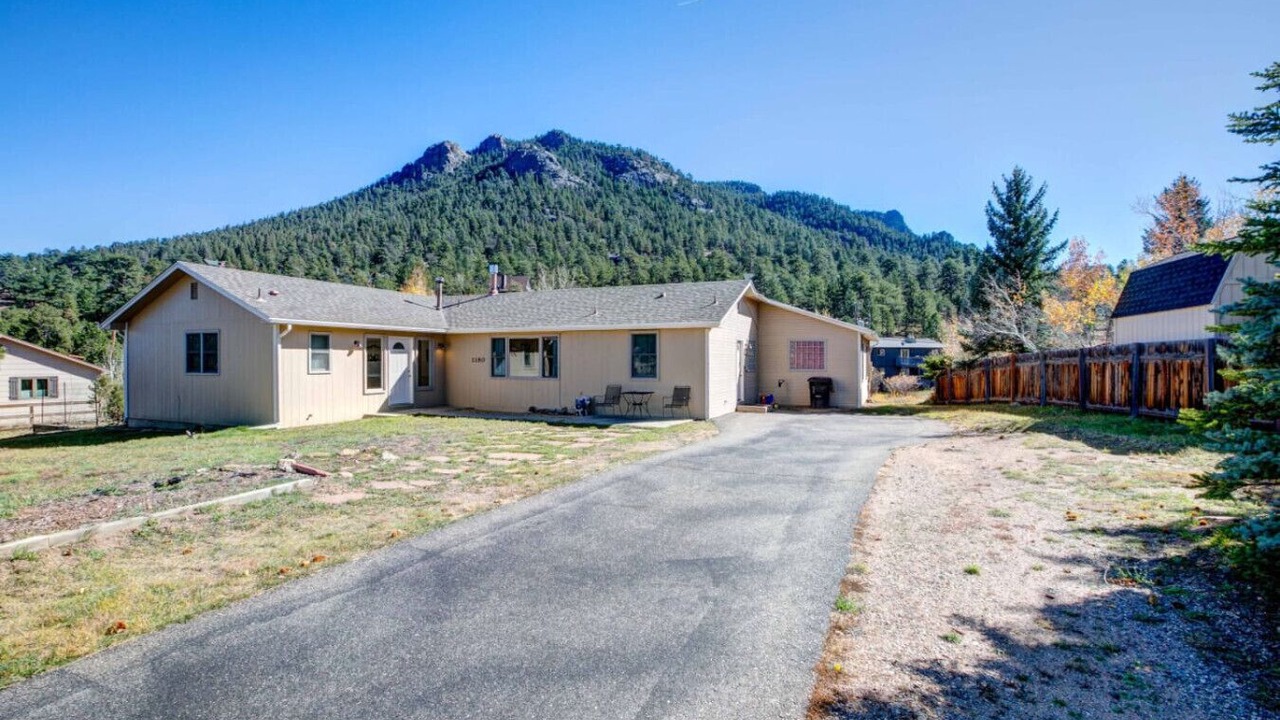 Photo of Outdoor in Carriage Hills