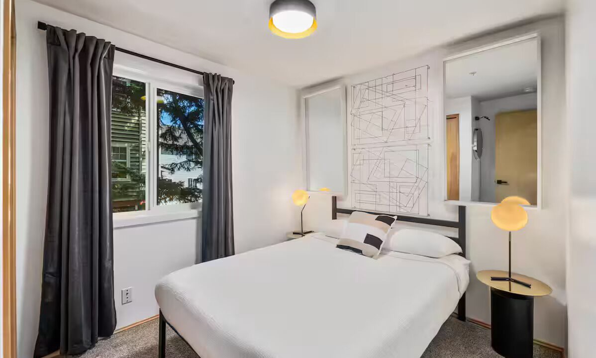 Photo of Bedroom in Greenwood