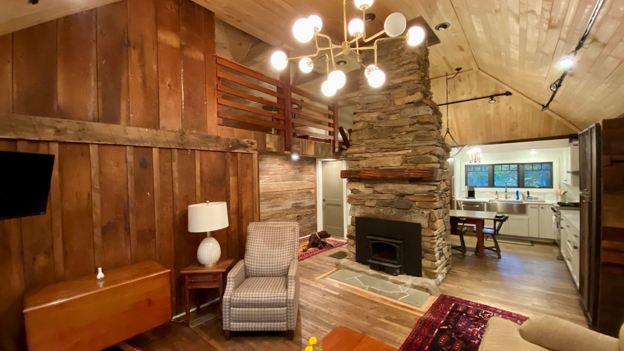 Photo of Livingroom in Bakersville