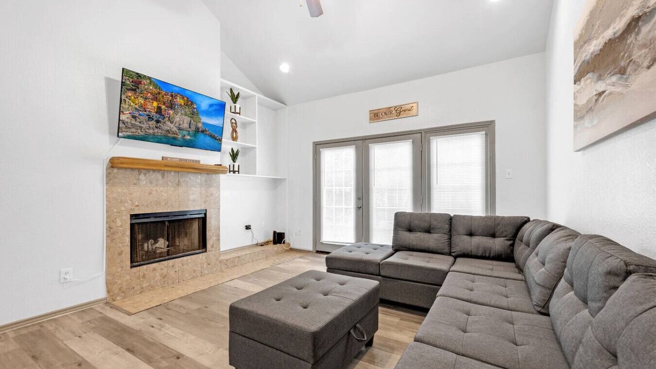 Photo of Livingroom in Dallas