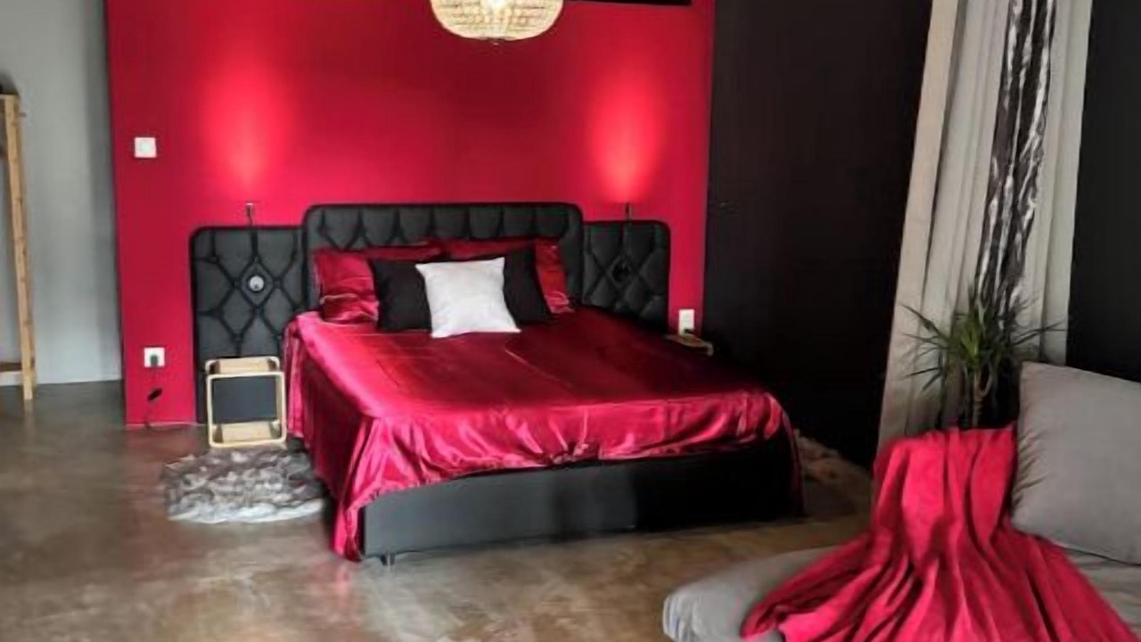 Photo of Bedroom in Vitrolles