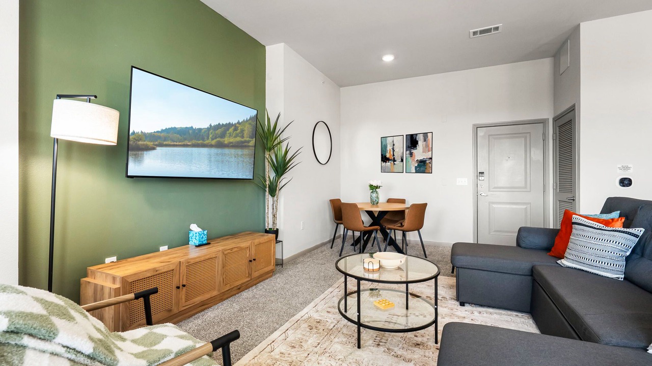 Photo of Livingroom in Montopolis
