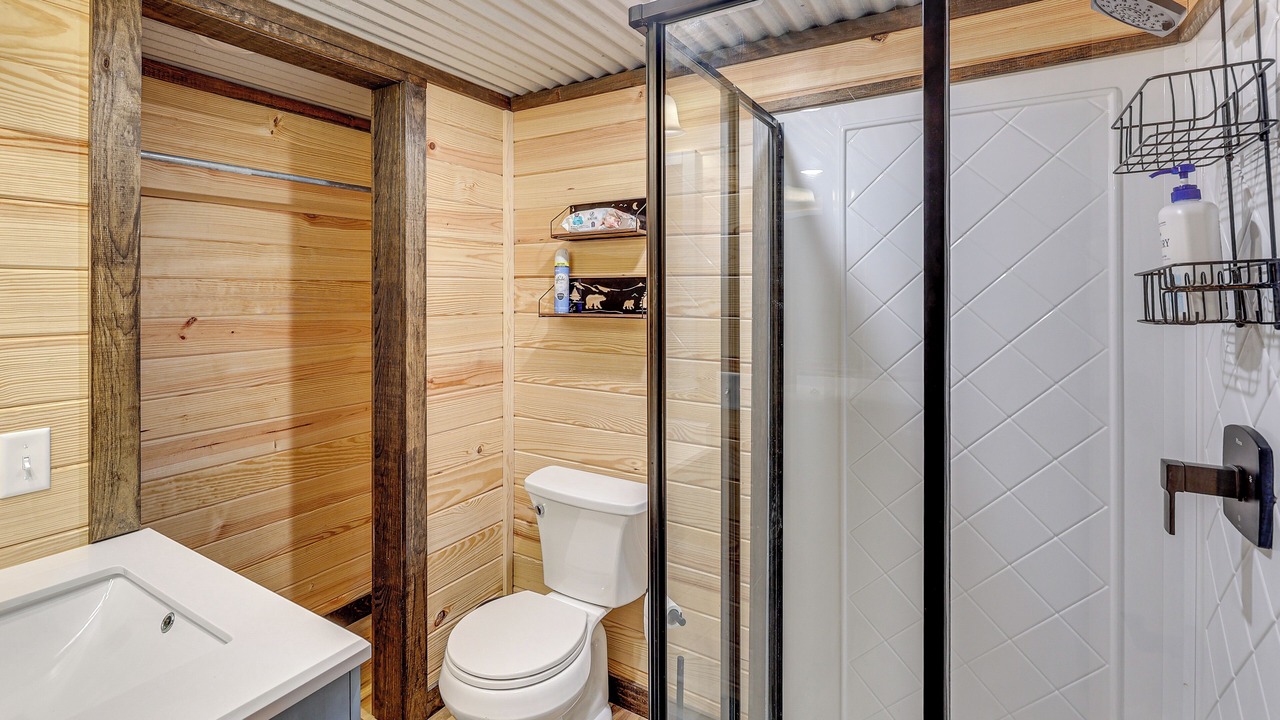 Photo of Bathroom in Amity
