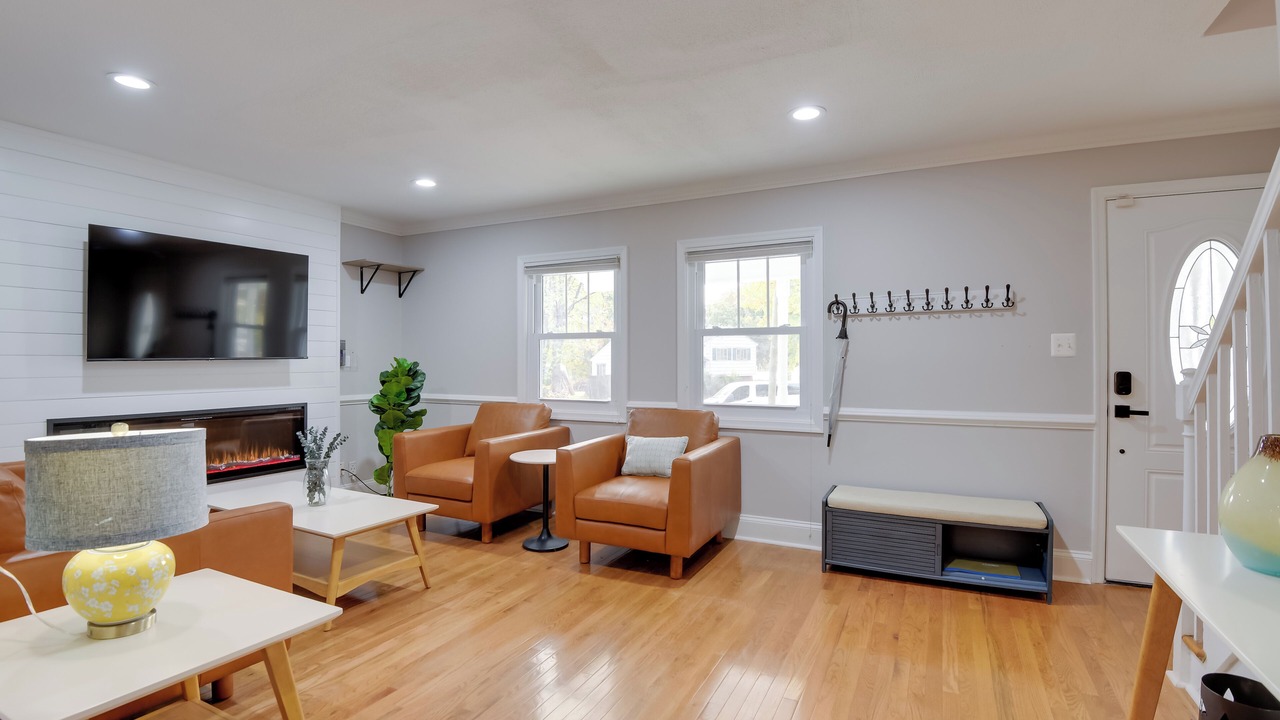 Photo of Livingroom in Woodbridge