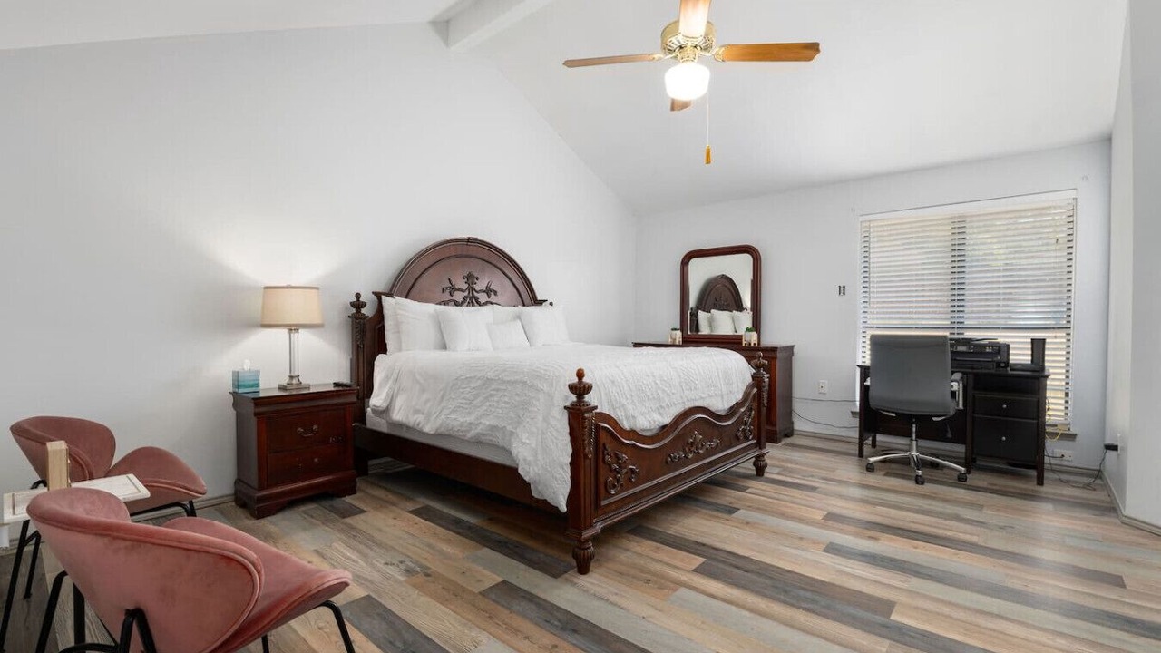 Photo of Bedroom in Buckner Terrace - Everglade Park