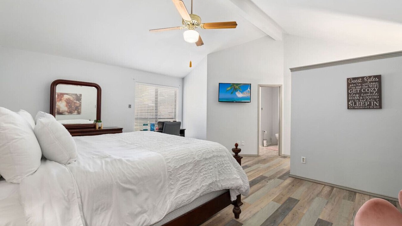 Photo of Bedroom in Buckner Terrace - Everglade Park
