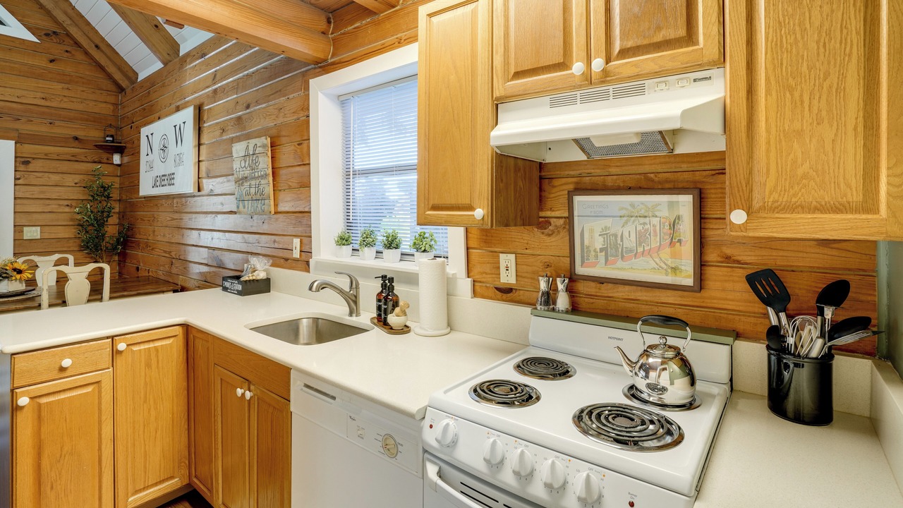 Photo of Kitchen in Taylor Creek