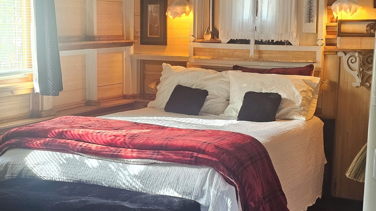 Photo of Bedroom in Sequim