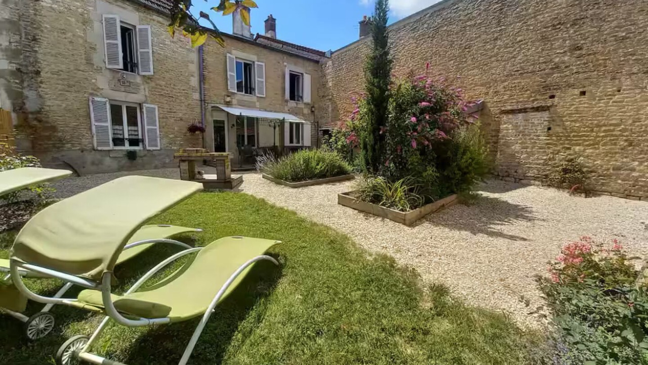 Photo of Patio Balcony in Chaumont