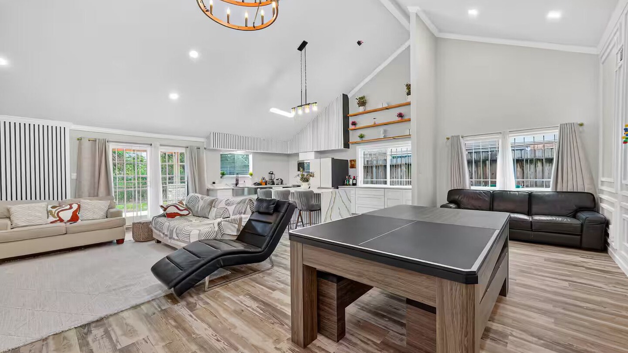 Photo of Livingroom in Garden Oaks