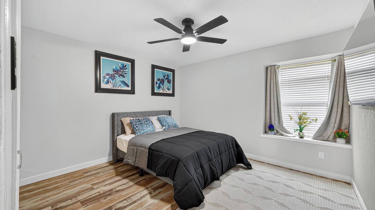 Photo of Bedroom in Garden Oaks