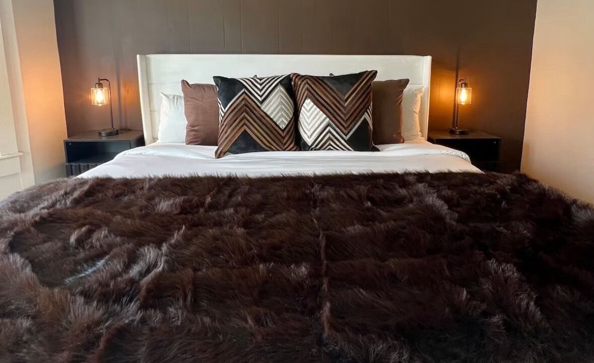 Photo of Bedroom in Warrensburg