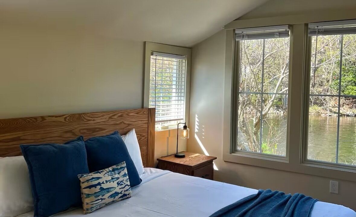 Photo of Bedroom in Warrensburg