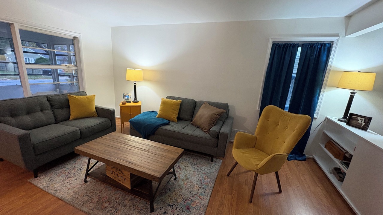 Photo of Livingroom in Lutherville Timonium