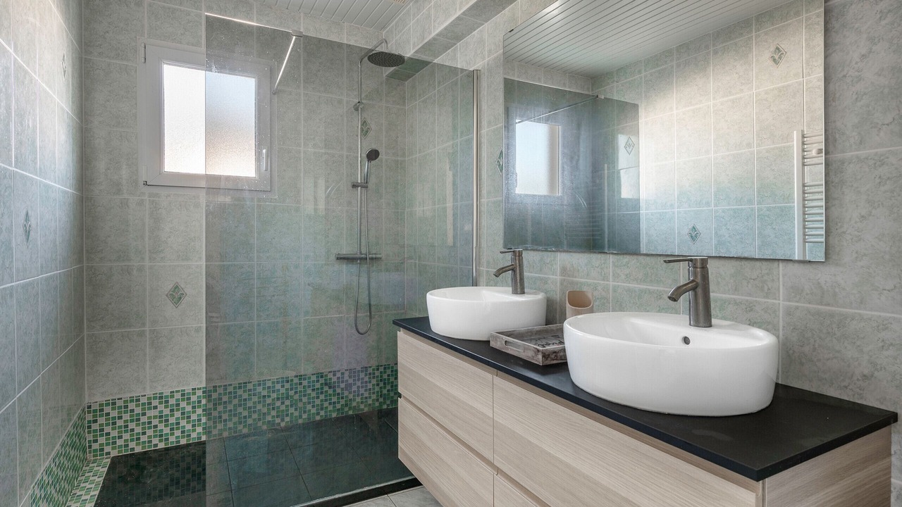 Photo of Bathroom in Le Cormier