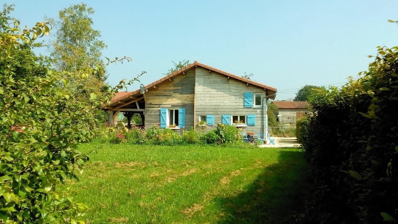 Photo of Outdoor in Droyes