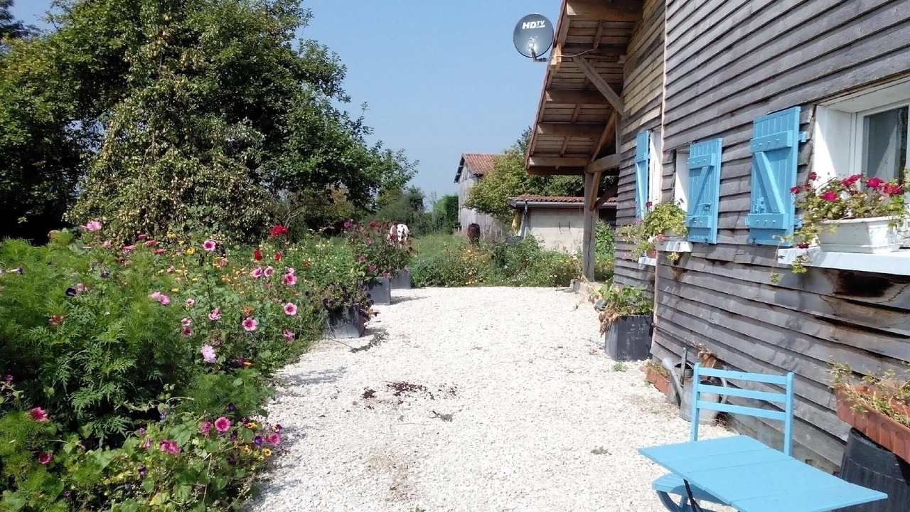 Photo of Patio Balcony in Droyes