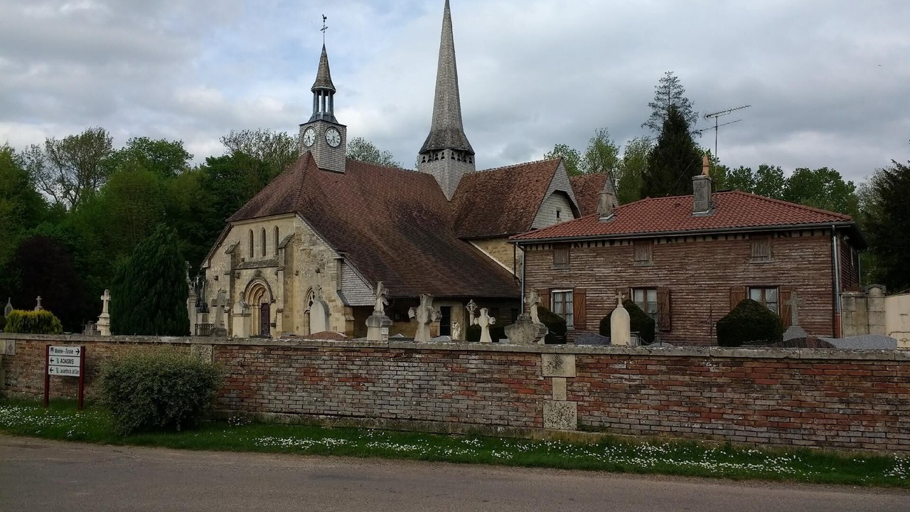 Photo of Others in Droyes