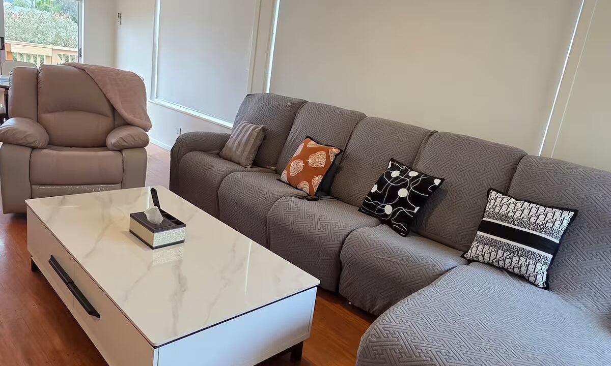 Photo of Livingroom in Glenfield