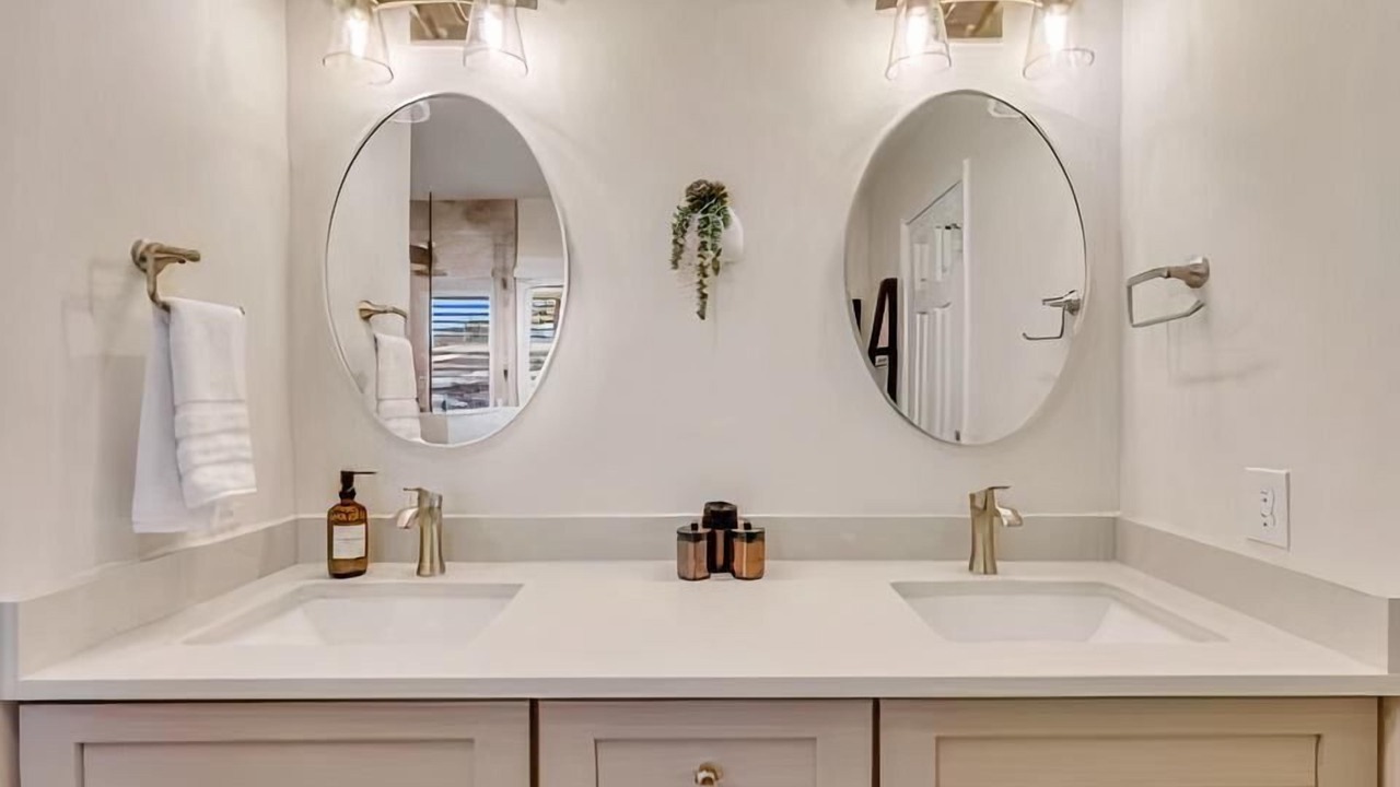 Photo of Bathroom in Russellville