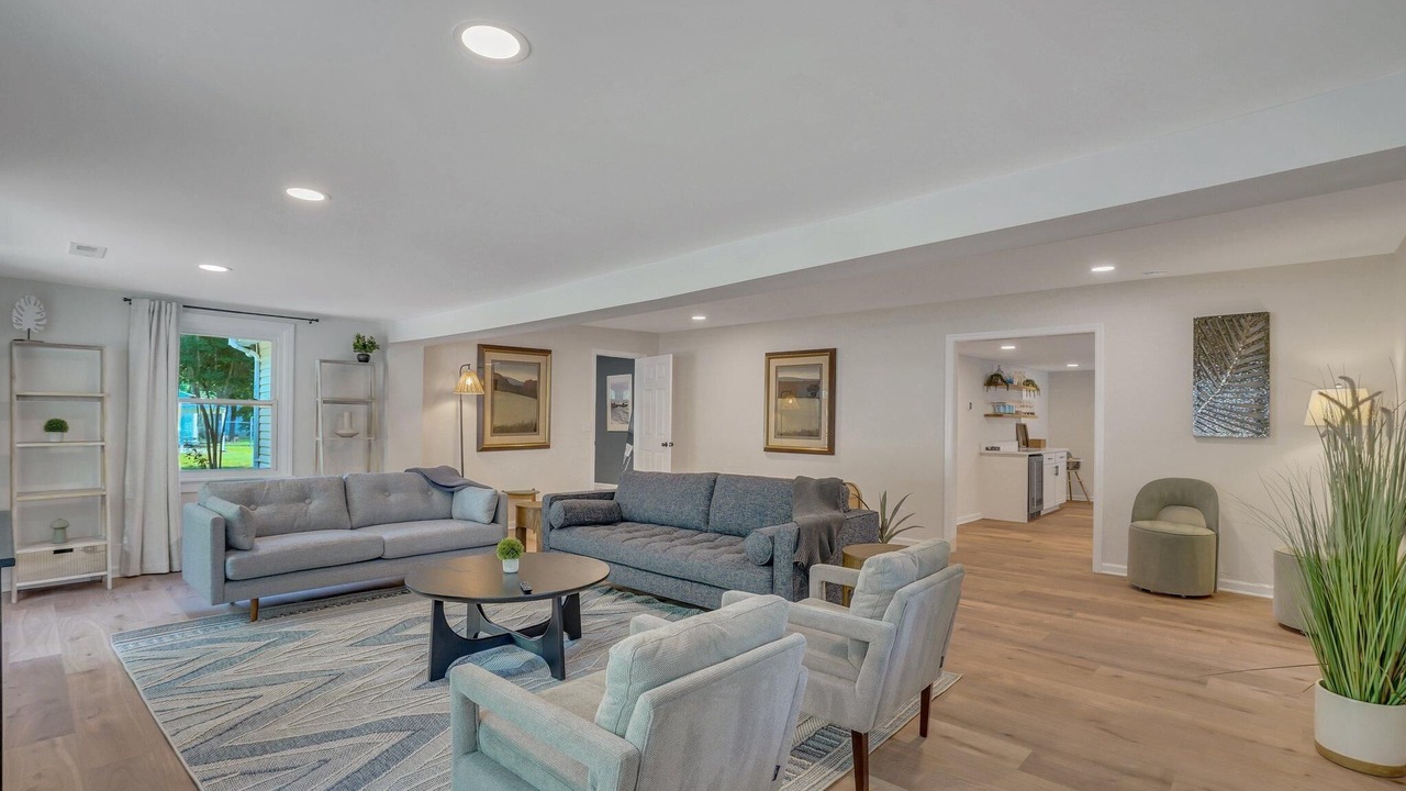 Photo of Livingroom in Manning