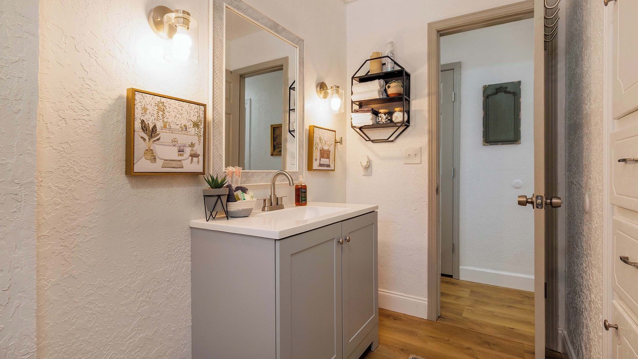 Photo of Bathroom in Lawton