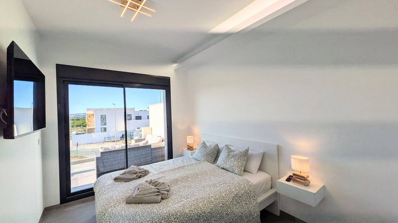 Photo of Bedroom in Los Montesinos